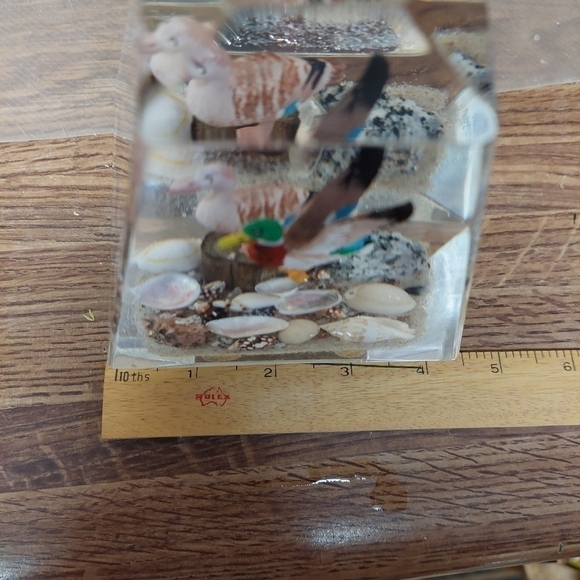 Vintage 80s BCH Plastics Lucite 3D Duck Scene Paperweight - Picture 8 of 8